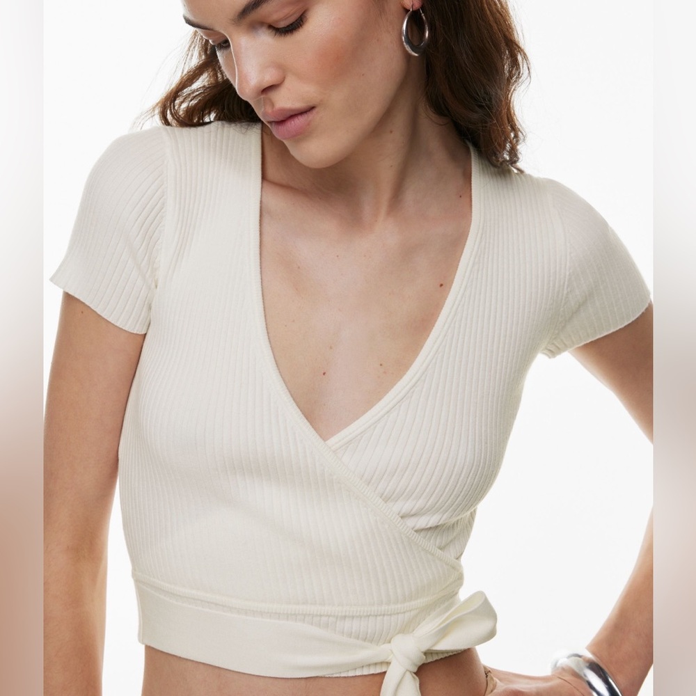 Aritiza Wilfred “all tied up” small birch/white color